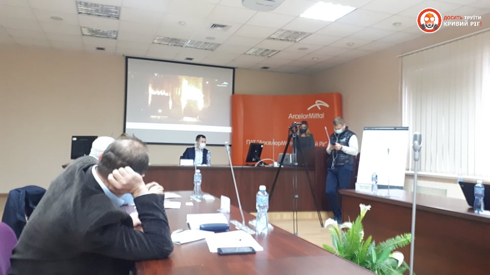 Фахівці ДТКР проаналізували обґрунтовуючі документи до Дозволів на викиди «Арселор»